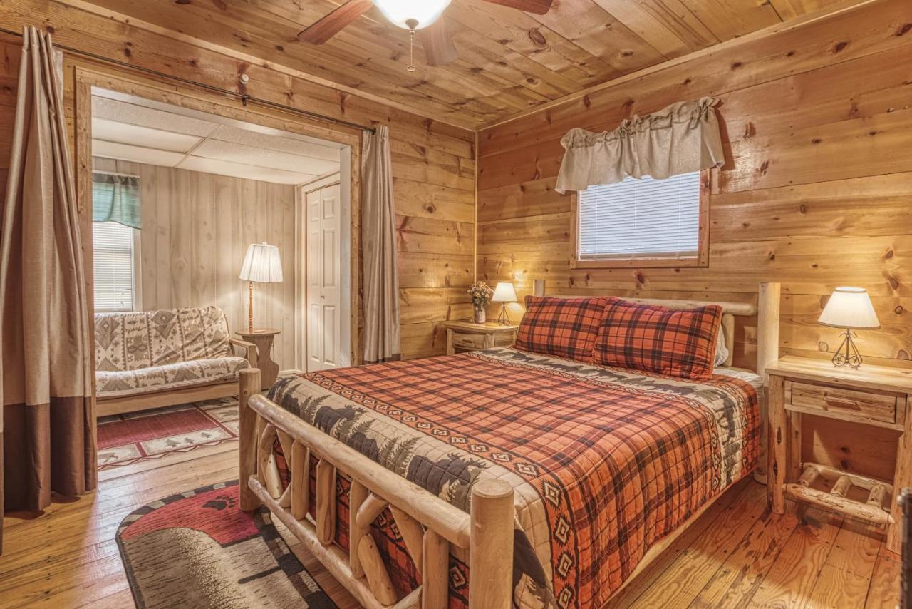 Bear Den, Hot Tub, 1089 Of Free Attraction Tickets For Each Paid Day, Dollywood And More! Sevierville Dış mekan fotoğraf
